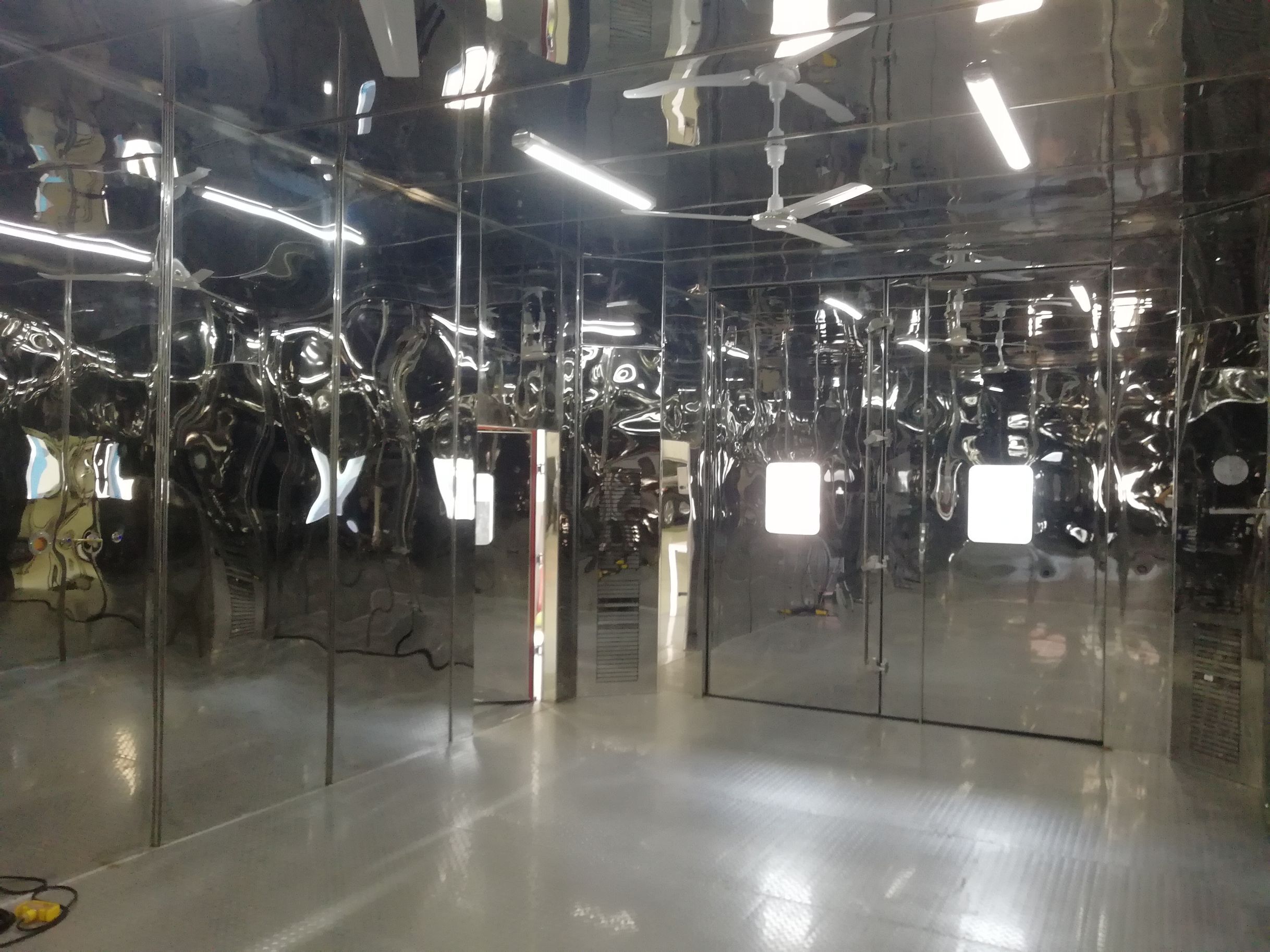 汽車(chē)整車(chē)voc環(huán)境測(cè)試艙內(nèi)部結(jié)構(gòu)